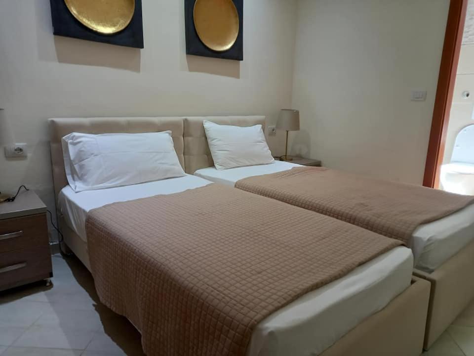 Hotel Relax Dhërmi Eksteriør billede