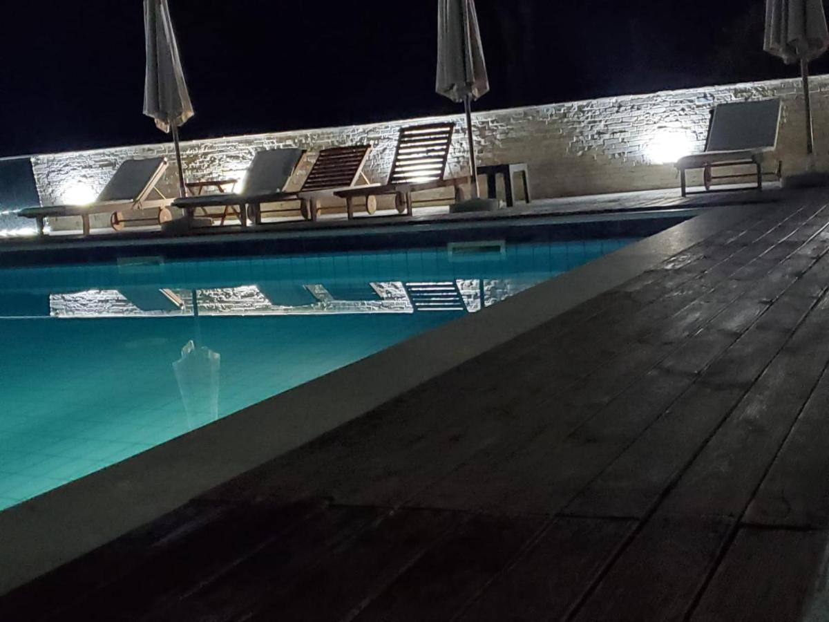 Hotel Relax Dhërmi Eksteriør billede