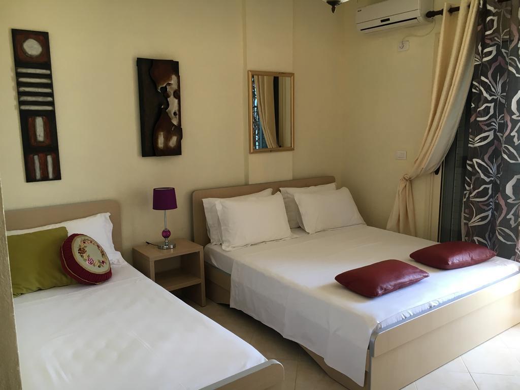 Hotel Relax Dhërmi Værelse billede
